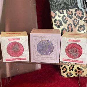 JOON X MOON REVITALIZE & DESTRESS GEODE SHIMMERING BATH BOMBS LOT OF 3